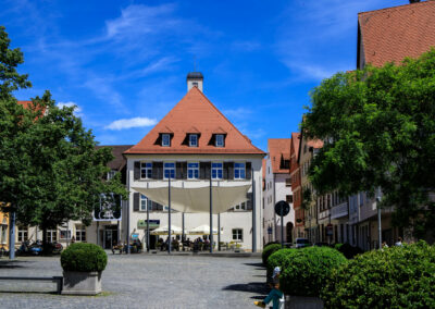Rathausplatz mit Museum